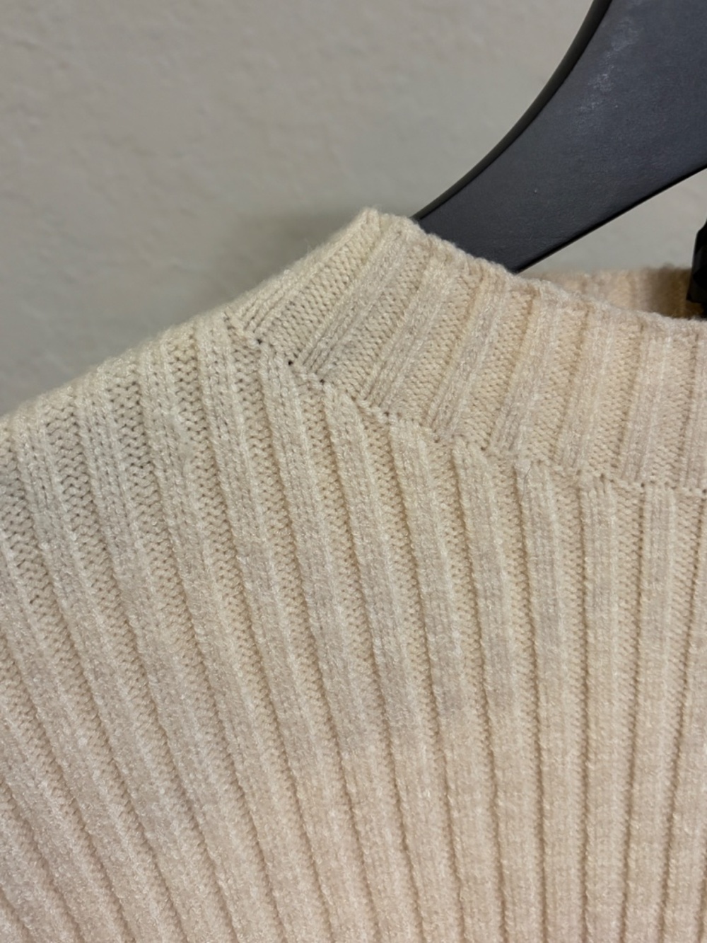 ZARA Ribbed Cropped Sweater - Picture 4 of 6